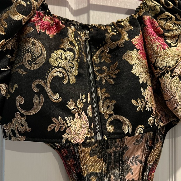 Floral corset - Picture 3 of 3